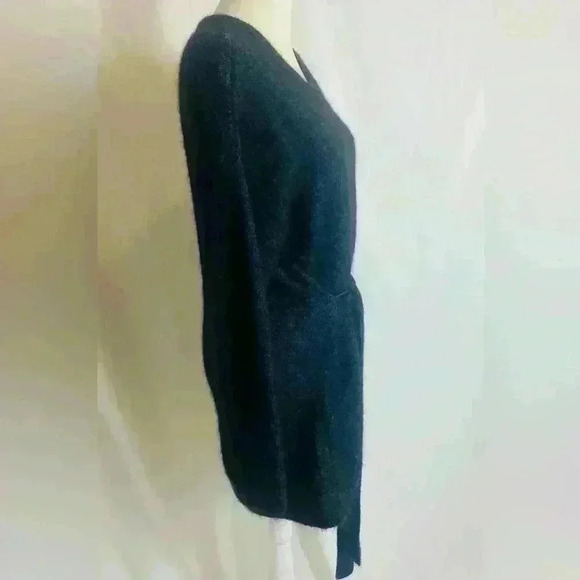 Genuine People *NWOT* Sexy off the shoulder, tie mohair sweater, size small - Picture 4 of 8